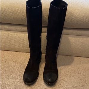 Prada suede dark brown boot. 40.5